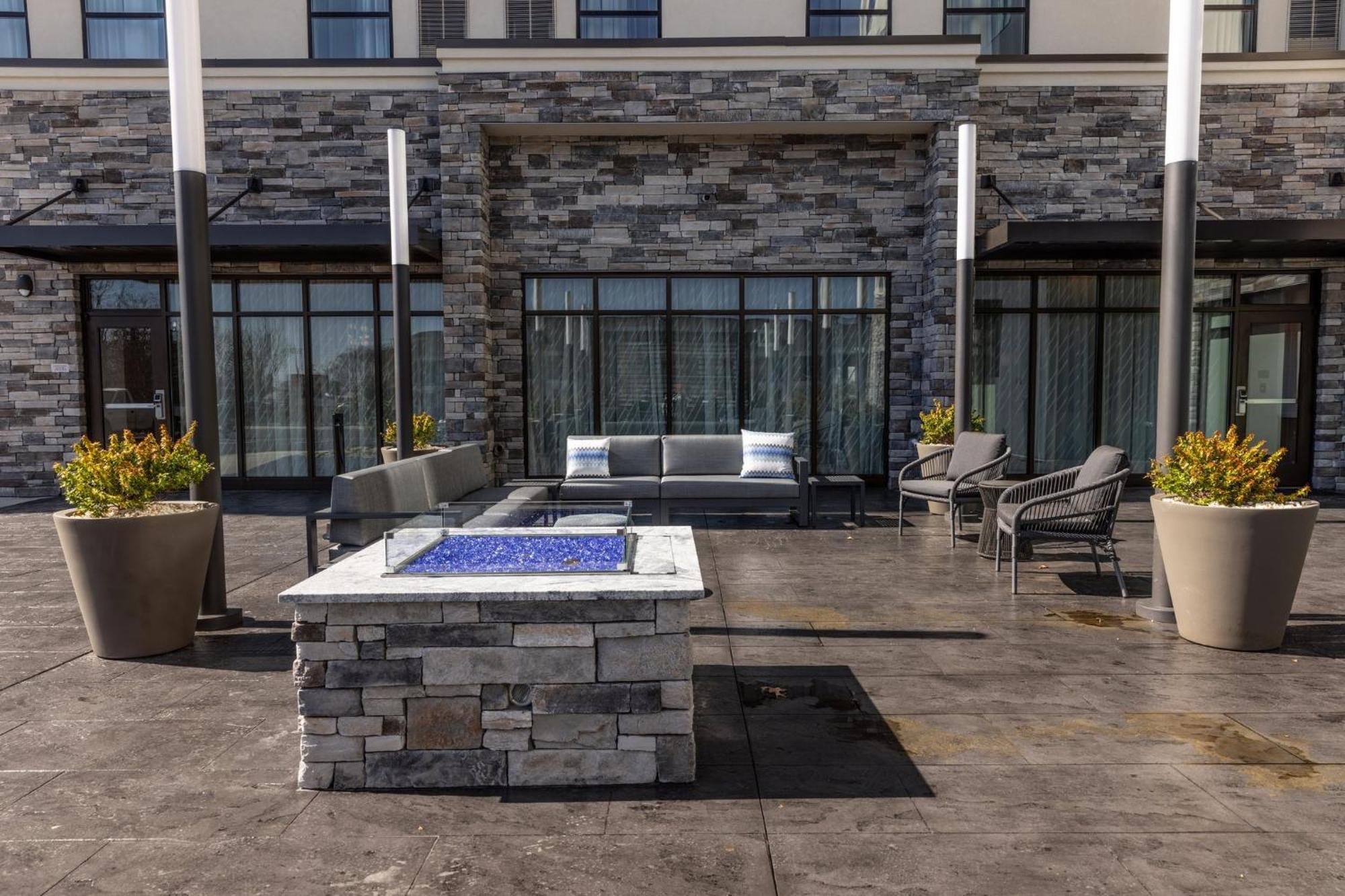 Staybridge Suites Greenville - Medical Center By Ihg المظهر الخارجي الصورة
